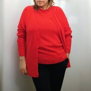 AVENUE Women’s Classic Red Sweater Set. Plus Size 18/20